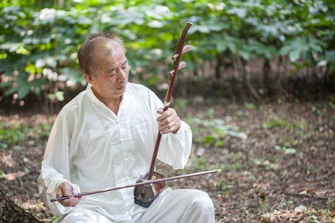 拉二胡